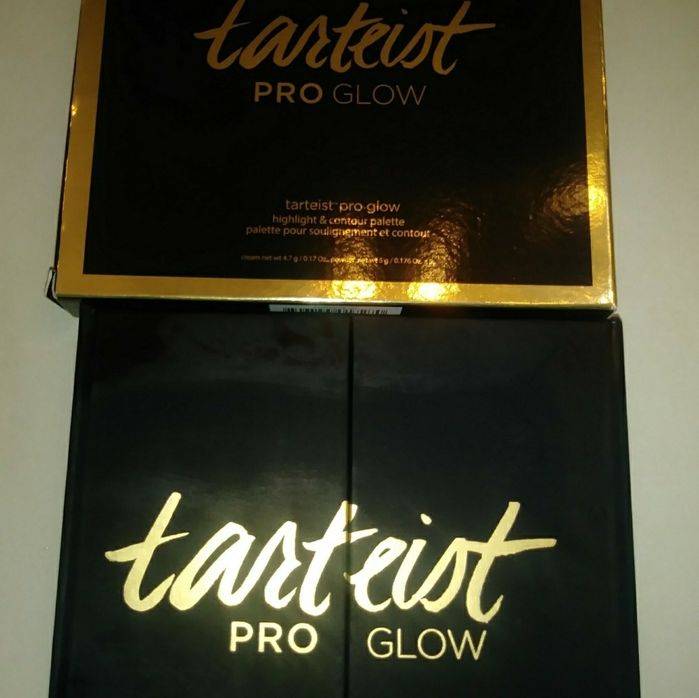 Tarte PRO glow highlight & contour palette